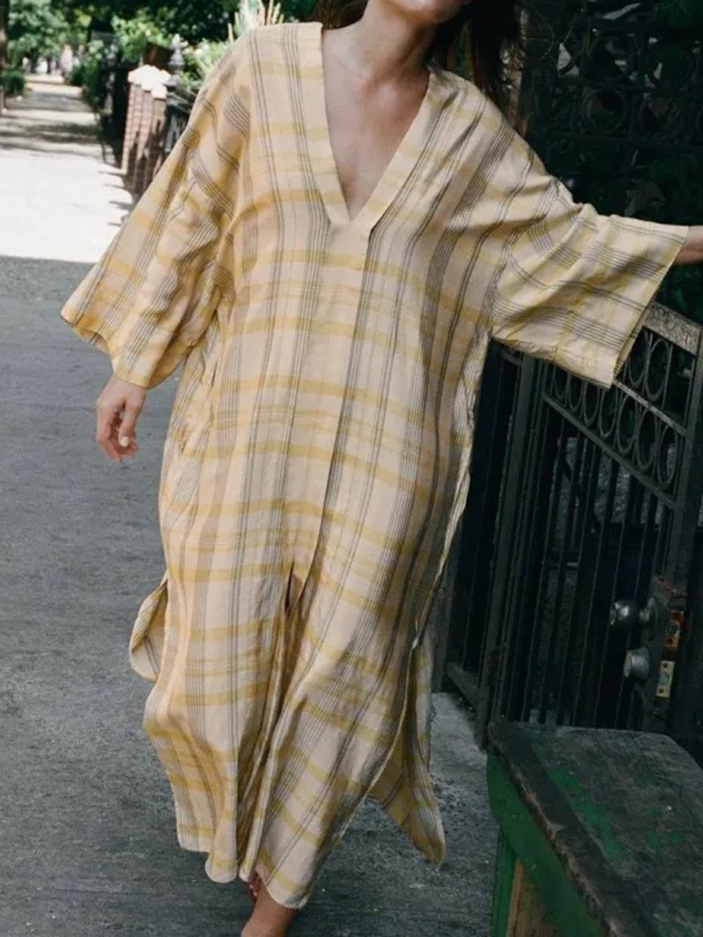 Zara. NWT. Yellow Plaid V-Neck Midi Caftan Dress. LG. Viscose Blend. 3/4 Sleeve.